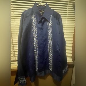 Men’s long Sleeve Guayabere with pockets